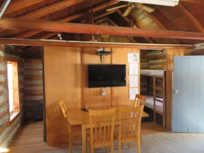 Log Cabin (Lower) on beautiful Ferguson Lake - Image 2