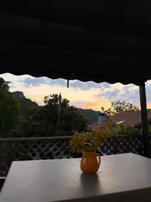 La Sierra Vacation Home - Image 3