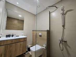 Stylish Apartment in Reem Island - Image 5