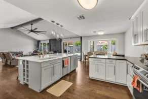 Hot Tub | Fully Fenced | TV in all Bedrooms - Image 3