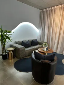 The Urban Lux, Hazelwood - Image 2