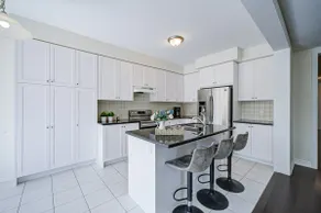 Richland Modern Luxury house - Image 5