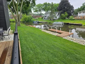 McHenry Riverside Retreat – Comfort & Relaxation - Image 5