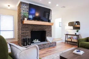 Pool Home w/ King Beds, 4 TVs & Large Backyard - Image 5