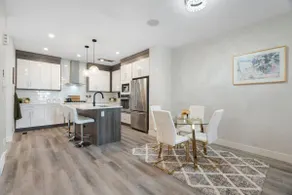 Central 3 Bed 3.5 Bath With AC - 5 Minutes To DT - Image 5