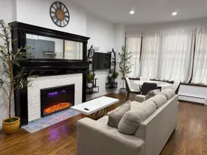 Luxurious Apt, Lots of Amenities - Image 3