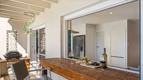 Surfers Rest - Stunning home 3 mins to beach - Image 3