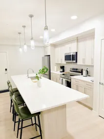 Modern Luxury Condo | Near South Health Campus - Image 3