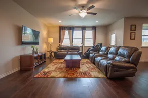 Austin Pflugerville Lake Home - Image 5