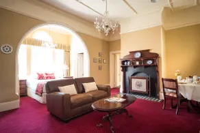 Loloma House - Ruby Suite - Image 2