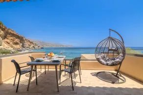 Modern seaside Apartment with Sea View - Image 2