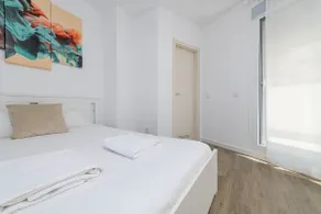 WintowinRentals Penthouse with Private Terrace in the Center of Rincón de la Victoria - Image 4