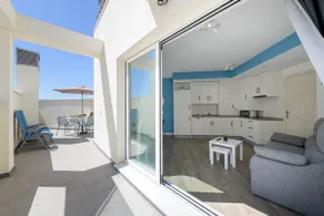 WintowinRentals Penthouse with Private Terrace in the Center of Rincón de la Victoria - Image 2