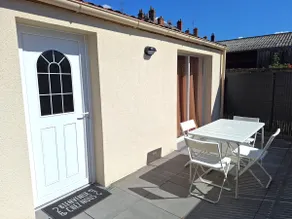 Maisonnette 4 pers - Terrasse - Olivet - Image 3
