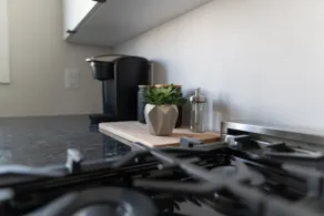 Chic 5 BED Haven in Barrhaven - Image 3
