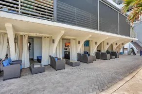 Beachfront balcony room - Image 5