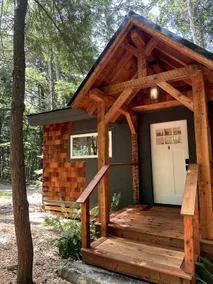 Modern Tiny Cabin Near Belgrade Lakes - Image 4