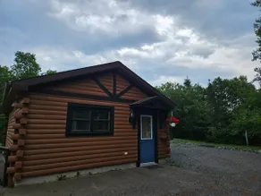 Peaceful Forest Cabin Near Spa - Image 2
