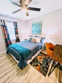 ”Southern Charm” w/ King Beds near Downtown - Image 3