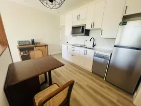 Cozy Oceanfront Studio with king bed/ beach access - Image 5