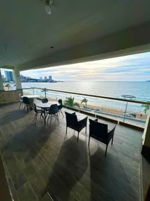 Penthouse en Malecon 4 recamaras - Image 2