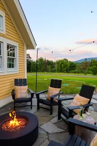 Hot Tub | Fire Pit | 10 Mins to Stowe - Image 3