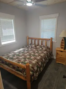 Cabin 5 at Beachside Resort - Image 5