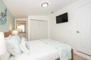 Cozy Cottage - POOL HOME! 3/3 - Image 3