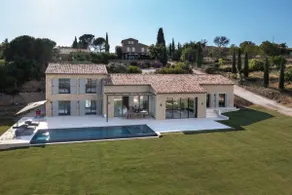 Panoramic view, Gordes center, heated swimmingpool - Image 2