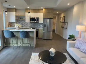 Downtown Spotless 2 Bed 2 Bath with 6 appliances - Image 4