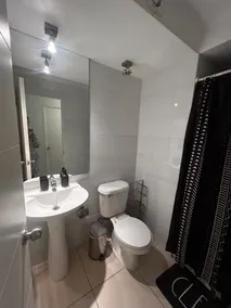 Beautiful, comfortable and centrally located. - Image 3