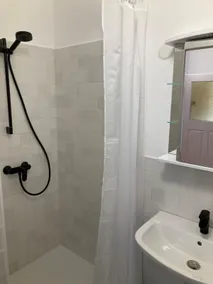 Apartment in historic building - Image 3