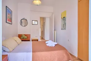 Roula's Studio & Apartment - Image 4