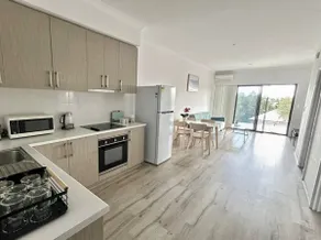 Modern & Quiet 2BR Apartment @Westfield Carousel - Image 5