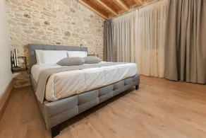 Orion traditional house - Image 2