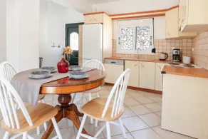 Nikos and Vicky's House - Image 5