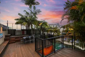 Street Oasis at Nelson Bay - Image 5