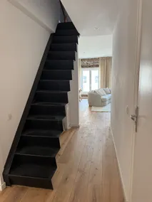 Historic Upper-Floor Apartment in Wyck - Image 4