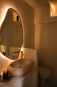 Stunning apartment with a dome - Image 2