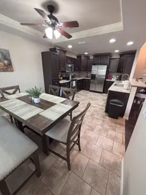 Spacious 4 BR Family Home - Image 4