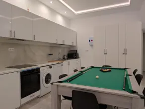Luxury in Madrid for 10 and Pets - Image 4