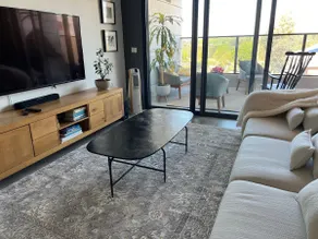 Cozy 5BR Family Flat • Near Tel Aviv - Image 5