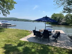 Lakefront home on Greenwood Lake - Image 3