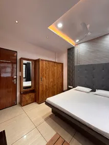 Luxury Villa in Ujjain - Image 2