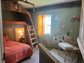 Goat Cottage at Donkeytown - Image 2