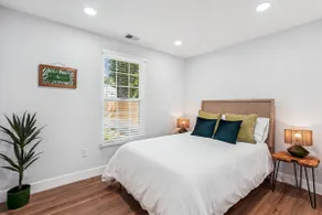 Annapolis Town Center Cottage - Image 3
