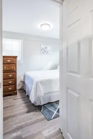 The Cozy Cottage - Image 5