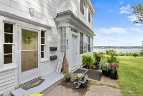 Historic Downtown Miramichi Vibes - By the Water! - Image 4