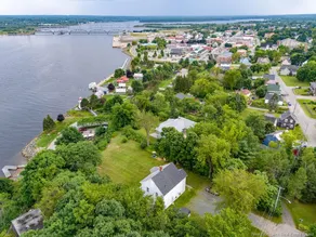 Historic Downtown Miramichi Vibes - By the Water! - Image 2
