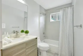 Chic 2BR Edgewater Condo w/ Views + Balcony - Image 5